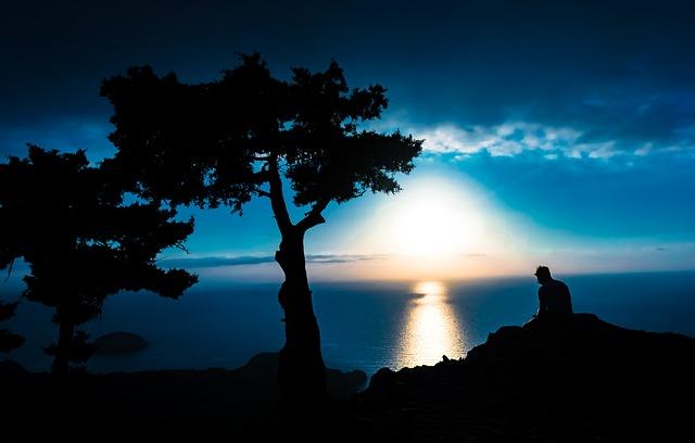Intimní večer ve dvou: Jak vytvořit romantickou atmosférupro výročí