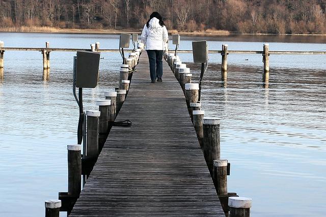 Alternativní způsoby, jak se seznámit bez placení na Tinderu