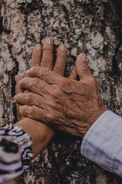 Romantické scény plné citu a nadsázky