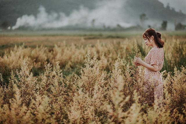 Nezapomeňte na detaily: drobnosti, které dokážou zvýšit romantickou náladu u krbu