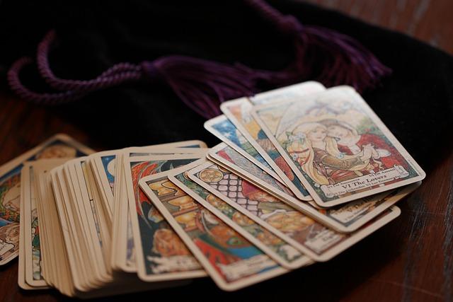 Co je tarot a jak může ovlivnit váš vztah